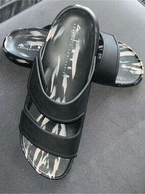 REEF Oasis Adapt Black/Taupe Marble Slides - Men’s 13 NWOT - Comfort Sandals